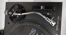 Technics Quartz : SL - 1210 MK 5 " Direct Drive Turntable System "