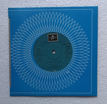 Uzhaikkum Karangal / Needhikku Thalai Vanangu / Oorukku Uzhaippavan ( SEDE. 11132, EP 45 RPM ( Side A : 1, Naalai Ulagai, 2, Etthanai periya, Side B : 1, It Is Easy.         " Music : M. S. Viswanathan "