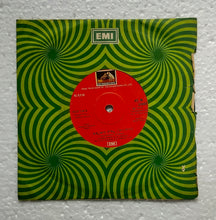 Poola Mala( EP,45 RPM, N. 33001 ) Music : Ghantasala           " Side A, Gunnamavi Komma , Side B, Ee Poola Mala "