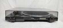 Technics - Quartz Direct Drive Full Automatic Turntable System SL- QD 33