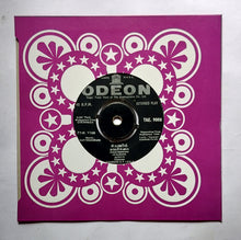 Chemmeen ( EP, 45 RPM ) Malayalam Film " Music  : Salli Chowdhury " Side 1, Pennalle Pennalle , Side 2, Kadalinakkara .