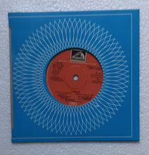 Puthayal ( 7EPE 30053, EP, 45 RPM ) Side A : 1, Vinnodum Mugilodum, 2, Thangamogana Thamaraiye, Side B : 1, Unakkaga Ellaam Unakkaga, 2, Hallo My Deer Rami, " Music : Viswanathan Ramamoorthy "