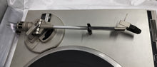 Technics Quartz Direct Driver Automatic Turntable System SL-Q210