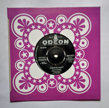Chembarathi ( EP, 45 RPM ) Malayalam Film " Music : G . Devarajan " Side A, Chakravarthini , Side B, Kunukkitakozhi .