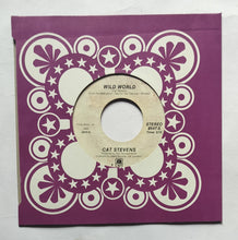 Cat Stevens " EP, 45 RPM "                 Side A : Moonshadow , Side B : Wild World .