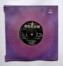 Naan Yen Piranthen ( EP, 45 RPM, BOEC. 6202 ) Music : Shankar - Ganesh " Side A : Naan Paadum Paadal, Side B : Unathu Vizhiyil "