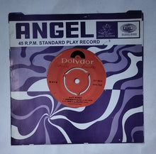 Ajit Singh ( EP, 45 RPM, 2221 029 ) " Side A : 1, A Man And A Woman, 2, This Guy's In Love With You, Side B : 1, Everybody 's, 2, If I Were A Carpenter "