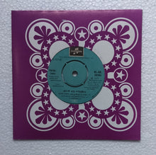 Avan Oru Sarithiram ( GE. 10103 EP, 45 RPM Side A & B Vanakkam Palamurai - Part 1&2 " Music : M. S. Viswanathan "