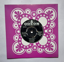 Chembarathi ( EP, 45 RPM ) Malayalam Film " Music : G . Devarajan " Side A, Chakravarthini , Side B, Kunukkitakozhi .