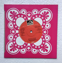 Kalangarai Vilakkam ( 7EPE 30052, EP, 45 RPM ) Side A : 1, Pallavan Pallavi, 2, Yenna Uravo, Side B : 1, Ponnezhil PooThathu, " Music : M. S. Viswanathan "