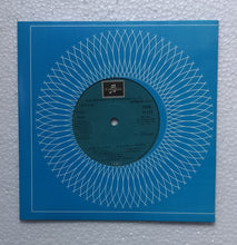 Uzhaikkum Karangal / Needhikku Thalai Vanangu / Oorukku Uzhaippavan ( SEDE. 11132, EP 45 RPM ( Side A : 1, Naalai Ulagai, 2, Etthanai periya, Side B : 1, It Is Easy.         " Music : M. S. Viswanathan "