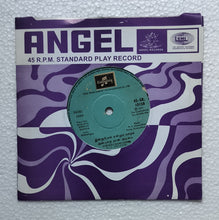 Indrupol Endrum Vazhga ( GE. 10158, EP, 45 RPM ) Side A : Anbukku Naan Adimai, Side B : Idhu Naattai Kakkumkai,               " Music : M. S. Viswanathan "