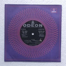 Pasamalar / Nitchaya Thambolam ( EMOM. 135, EP, 45 RPM Side A : 1, Malarkalai Pol, 2, Yengalukkum Kalam Varum. Side B : 1, Pavadai Thavaniyil, 2, Andavan Padaichan.