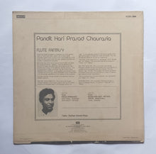 Pandit Hari Prasad Chaurasia     " Flute Fantasy " Tabla : Shafaat Ahmed Khan "