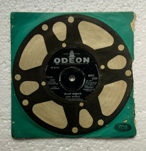 Ponnunjal ( EP, 45 RPM BOEC. 6266 ) Music : M. S. Viswanathan " Side A, Nalla Kariyam , Side B, Aagaya Panthalile "