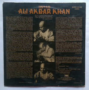 Ustad Ali Akbar Khan " Raga • Malayalam , Tabla : Swapan Chowdhury , Tanpura : Daisy Paradis & Dhyanesh Khan . "