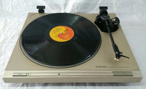 Pioneer : Quartz - Pll Aoto Return PL - 6 " DIRECT DRIVE " Stereo Turntable