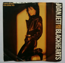 Joan Jeit And The Blackhearts " I Hate Myself For Loving You , Love Is Pain " ( EP , 45 RPM )